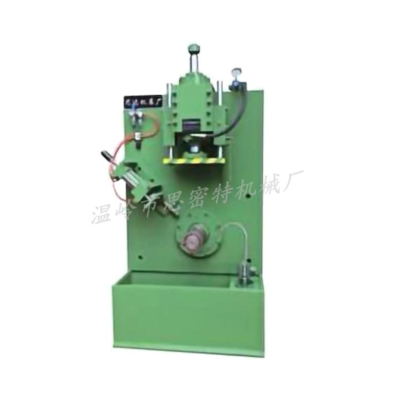 立式鋼圈（quān）旋壓機